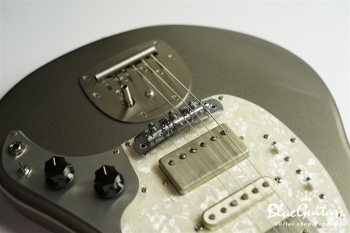 Supreme Collection Trailbreaker Mark-Ⅰ - Charcoal Frost Metallic #21069