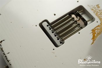 1960 Stratocaster Relic (Multi Layering Over Color & Aging Modified) - 3Color Sunburst