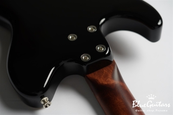 Alba 22F Hollow 5AQM/ALD - Maroon