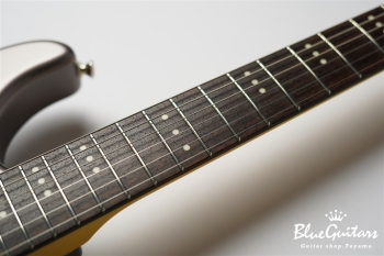 S Model / R-MH - Dolphin Gray Metallic