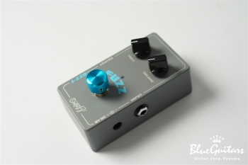 Super Retro Fuzz OZZ-1
