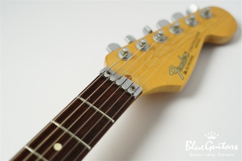 Strat Plus - Blue Pearl Burst