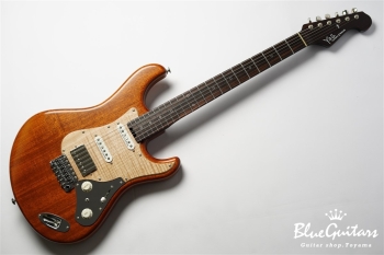 QUINTIC Rosewood Neck/Flame Maple Pickguard