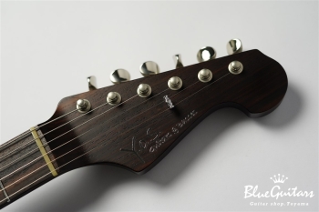 QUINTIC Rosewood Neck/Flame Maple Pickguard