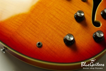 Larry Carlton H7 - Cherry Sunburst