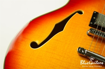 Larry Carlton H7 - Cherry Sunburst
