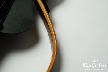 SLG200S - Translucent Black