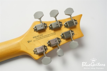 SE Silver Sky - Moon White