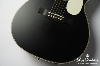 SE P20E - Satin Black Top