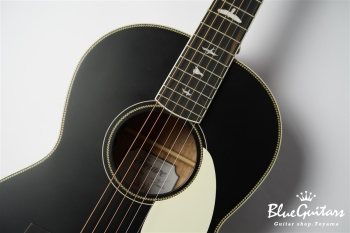 SE P20E - Satin Black Top