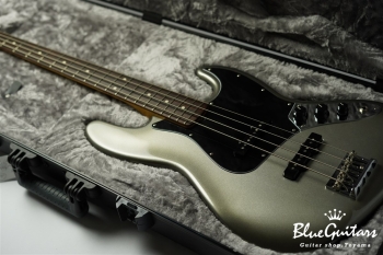 American Professional II Jazz Bass - Mercury