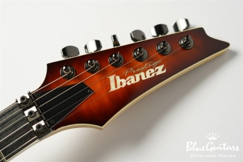 S5470Q - Regal Brown Burst