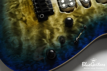 CT-3-24-QM-VTR - Chacoal Blue Burst