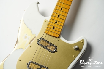 IRIS #134 - Olympic White Over Gold