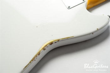 IRIS #134 - Olympic White Over Gold