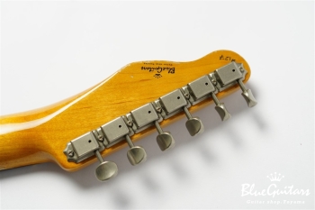 IRIS Standard #127 - Fiesta Red over 3Tone Sunburst