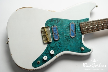 IRIS #135 - White Blonde