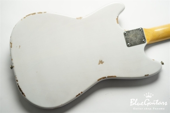 IRIS #135 - White Blonde