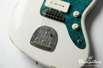 Model JM. #139 Light Aged - White Blonde with Blu 