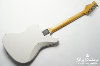 Model JM. #139 Light Aged - White Blonde with Blu 