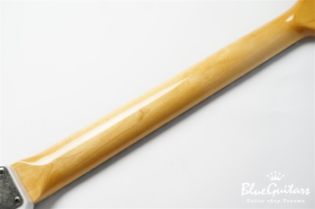 Model JM. #139 Light Aged - White Blonde with Blu 