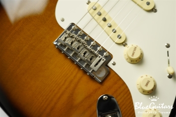 Stories Collection Eric Johnson 1954 VIRGINIA Srtatocaster - 2-Color Sunburst