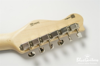 Shaker L.W.Ash2P/R Black…Brown?