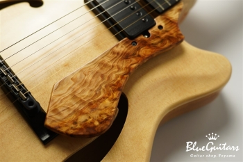 Arcus Archtop - Nature