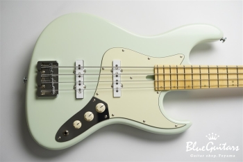 Vibe Standard-4 #131 - Sonic Blue