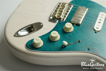 Model S. Patina #107 Light Aged - White Blonde with Orii Blue Conversion