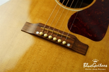 J-45 Standard - Antique Natural