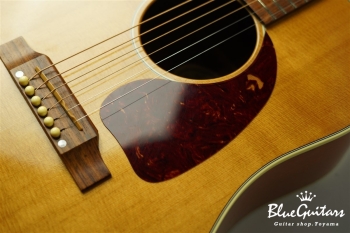 J-45 Standard - Antique Natural