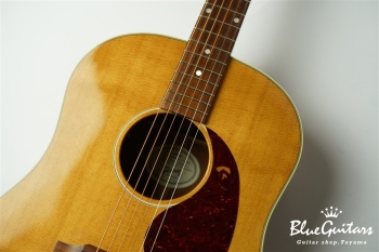 J-45 Standard - Antique Natural