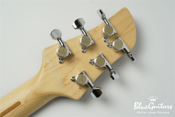 BORDER CUSTOM 666 Quilted Maple Top Mahogany Back - Trans Black