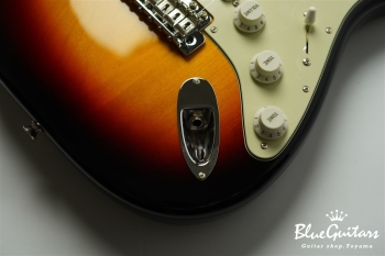 Made in Japan Traditional 60s Stratocaster - 3 Color Sunburst