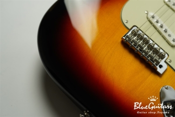Made in Japan Traditional 60s Stratocaster - 3 Color Sunburst