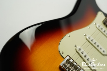 Made in Japan Traditional 60s Stratocaster - 3 Color Sunburst