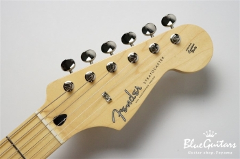 Made in Japan Hybrid II Stratocaster - US Blonde