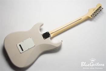 Made in Japan Hybrid II Stratocaster - US Blonde