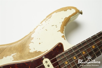 Limited 1962 Stratocaster Super Heavy Relic / Roasted Maple Neck - Aged Olympic White