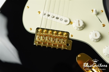 FSR MIJ Traditional 60s Stratocaster Matching Head with Gold Hardware/Black