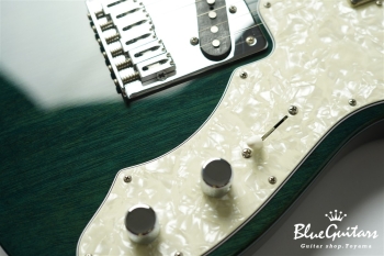 Brown Pepper - Blue Transparent