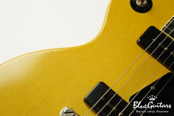 Portrait Line No.1 Special / TV Yellow #2 045