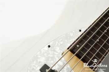 hippo 5th CTM - White