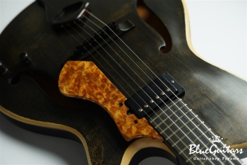 Arcus Thinbody Archtop – Suiboku