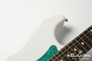 Model S. #142 Light Aged - White Blonde with Orii Blue