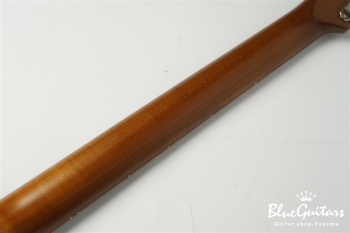 Model S. #142 Light Aged - White Blonde with Orii Blue