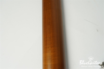 Model S. #142 Light Aged - White Blonde with Orii Blue