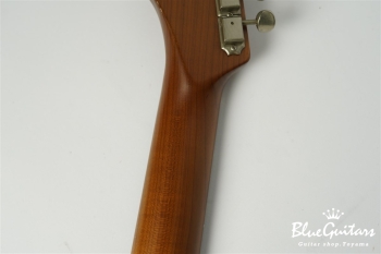 Model S. #142 Light Aged - White Blonde with Orii Blue