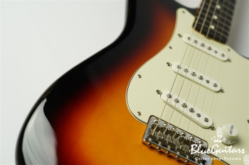 Made in Japan Traditional 60s Stratocaster - 3 Color Sunburst